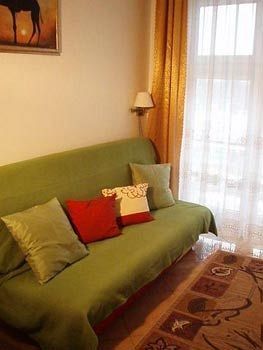 Nil Pol Apartments