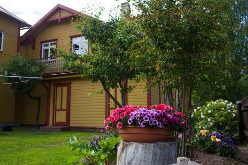 Hostal Rannapargi Housing