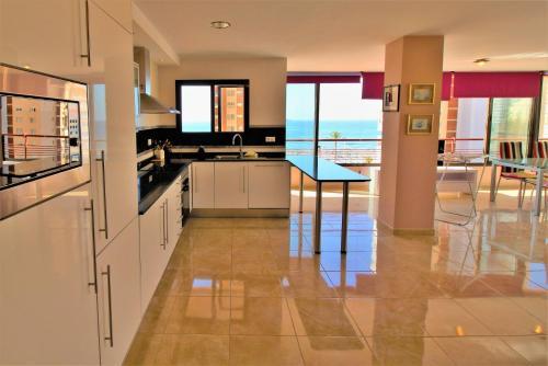 Apartamento Coblanca 7-41