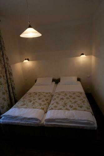 Allee Apartments