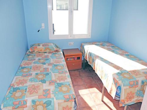 Two-bedroom Apartment L�escala 0 08