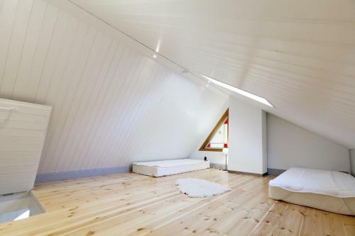 �sel Apartment