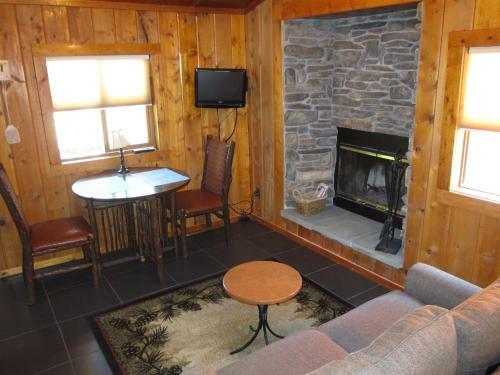 Lodge Amberwood