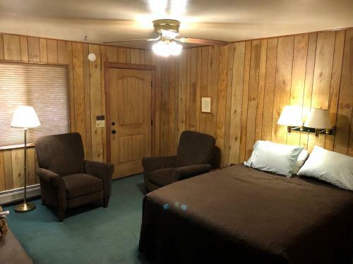 Lodge Amberwood
