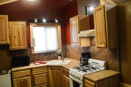 Lodge Amberwood