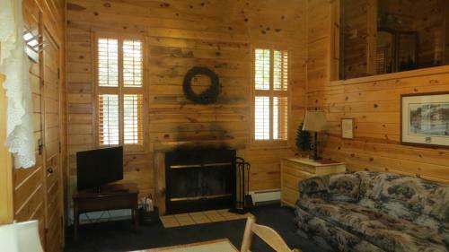 Lodge Amberwood