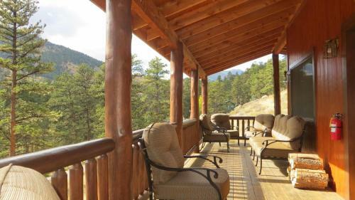 Lodge Amberwood