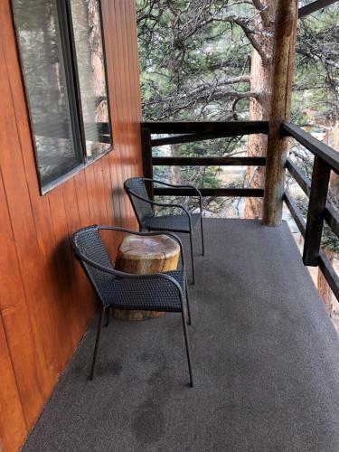 Lodge Amberwood