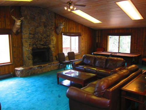 Lodge Amberwood