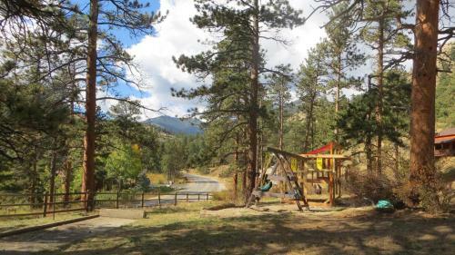 Lodge Amberwood