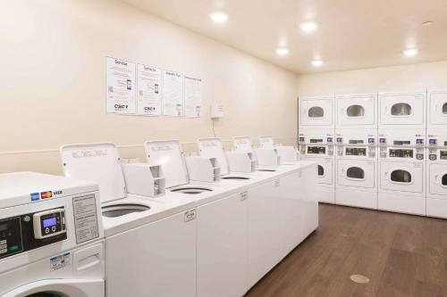 Hotel Woodspring Suites Lafayette