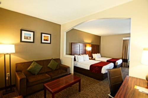 Hotel Comfort Suites North Brunswick