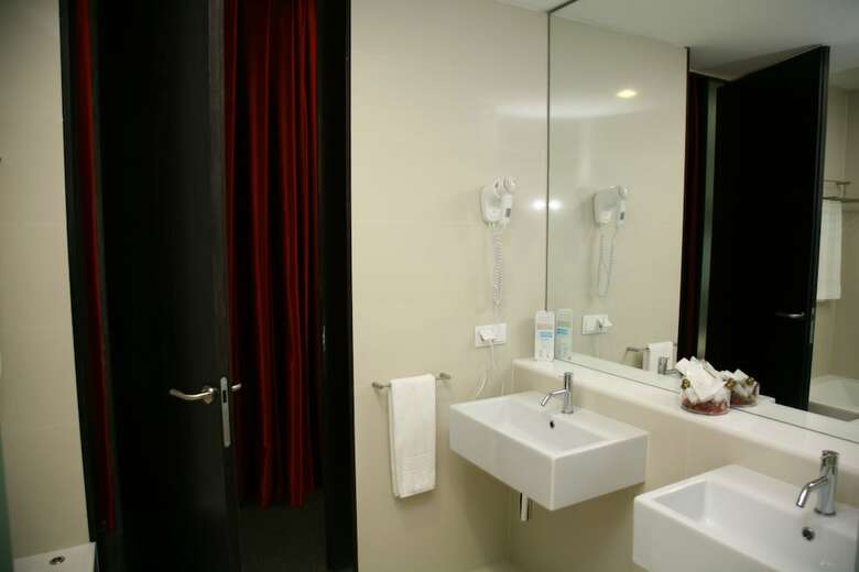 Axis Viana - Business And Spa Hotel