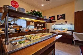 Avanti Hotel