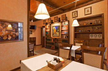 Alexander House Boutique Hotel