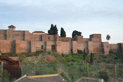 Alcazaba Premium Hostel