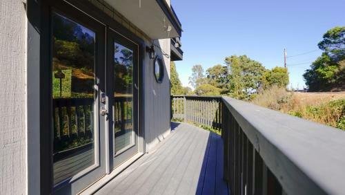 @ Marbella Lane Eco Friendly Treehouse, Sfo