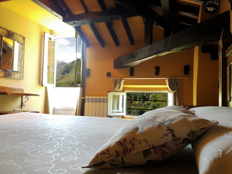Agroturismo La Casona De Sames