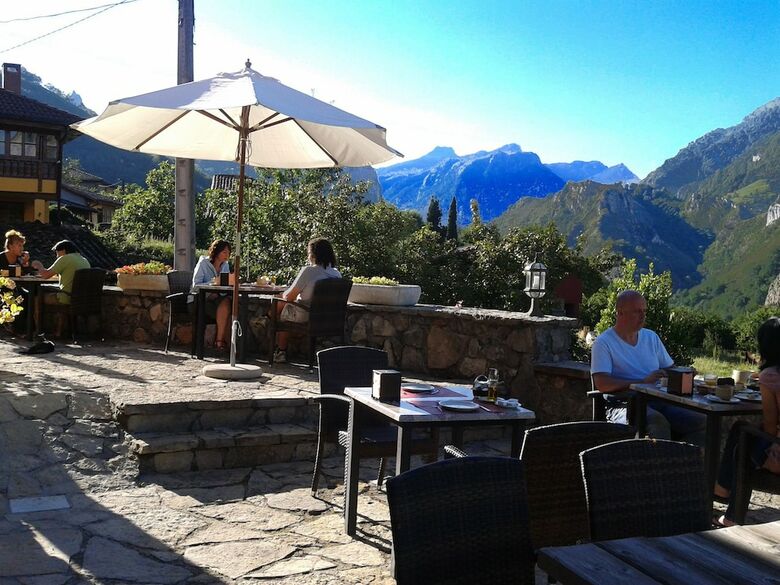 Agroturismo La Casona De Sames