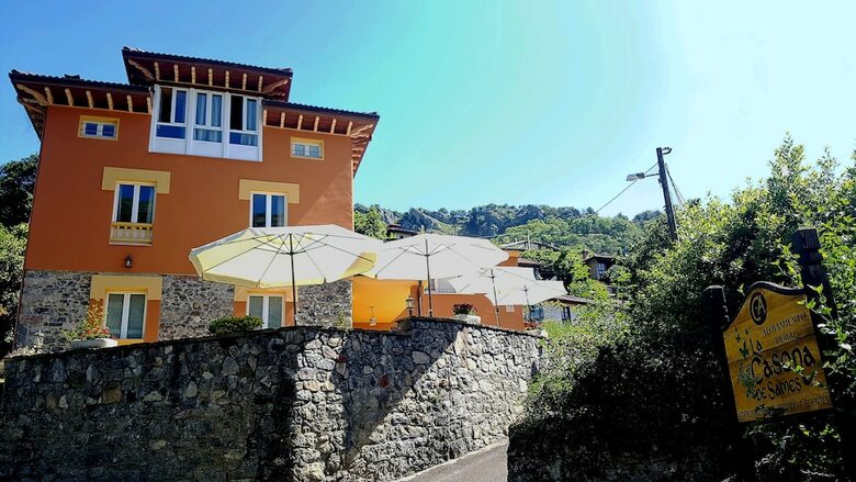 Agroturismo La Casona De Sames