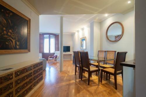Apartamento Bibrambla Suites