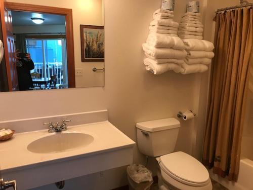 Hotel Longliner Lodge And Suites