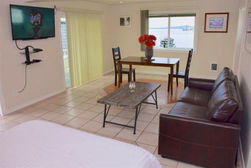 Hotel Longliner Lodge And Suites