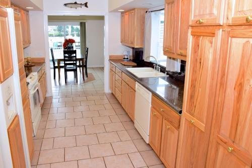 Hotel Longliner Lodge And Suites