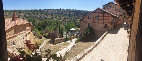 Hotel Rural Calata�azor