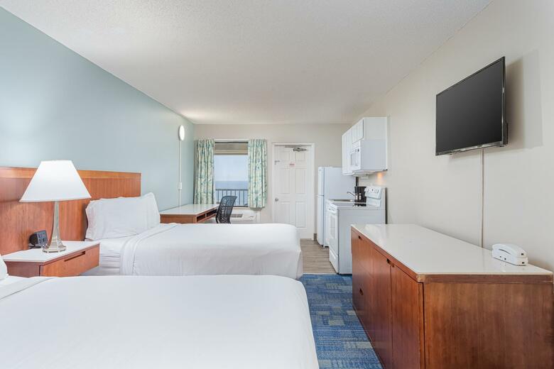 Hotel Bikini Beach Resort