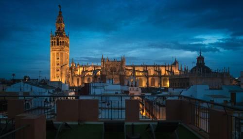 Aqsevilla Apartments