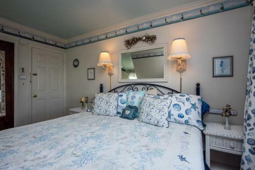 Bed & Breakfast A Cape Cod Ocean Manor Inn