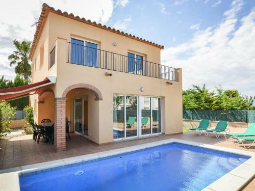 Holiday Home Capella 50