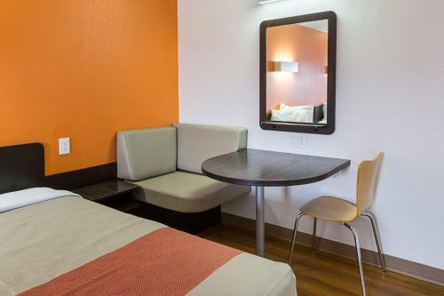 Hotel Motel 6 Sidney, Oh