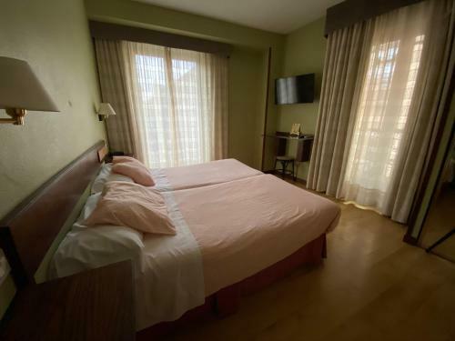 Hostal Concejo