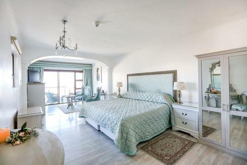 Misty Waves Boutique Hotel
