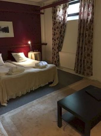 Hotel Attach�