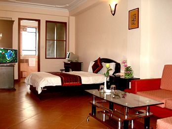 Holiday Gold Hotel