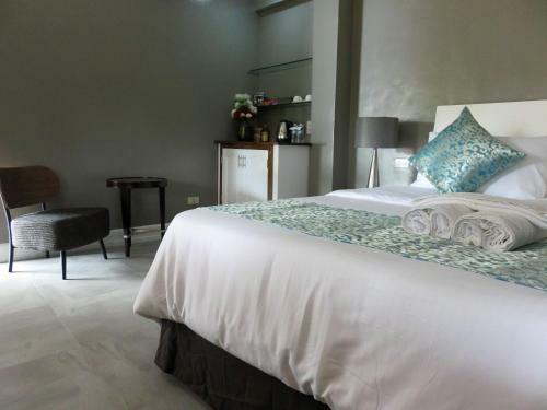 Hotel Kav's Beach Resort