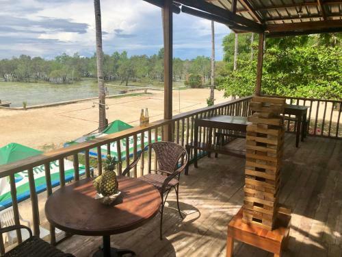 Villa Bahay Kubo At Emerald Playa