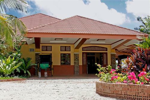 Villa Bahay Kubo At Emerald Playa