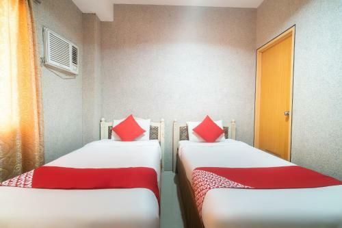 Sunny Point Hotel