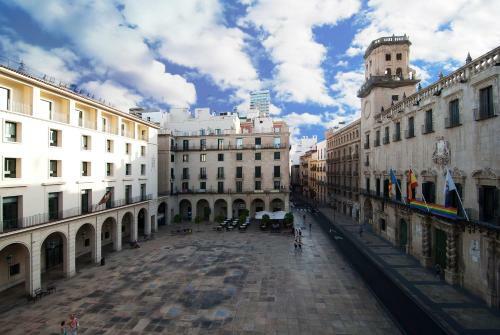 Quo I Plaza Del Ayuntamiento Apartament