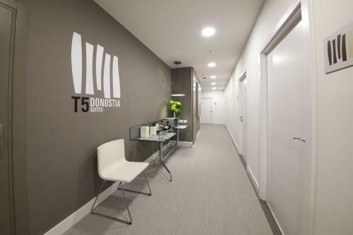 Hostal Pensi�n T5 Donostia Suites