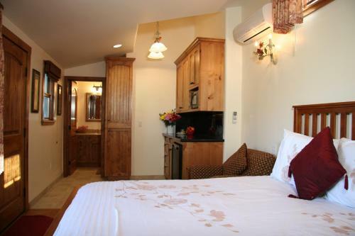 Bed & Breakfast The Ojai Retreat