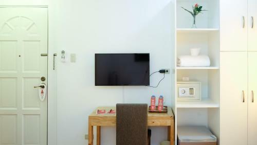 Hotel Zen Rooms Makati Riverside