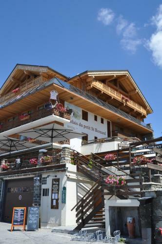 Hotel Le Relais Du Petit Saint Bernard