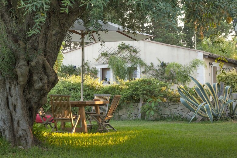 Hotel Villa Dei Papiri