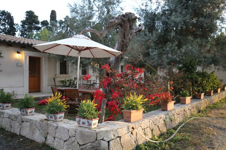 Hotel Villa Dei Papiri