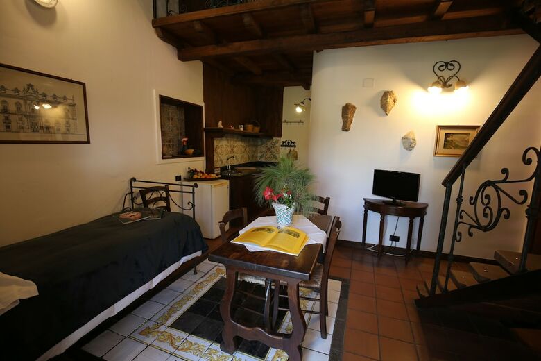 Hotel Villa Dei Papiri
